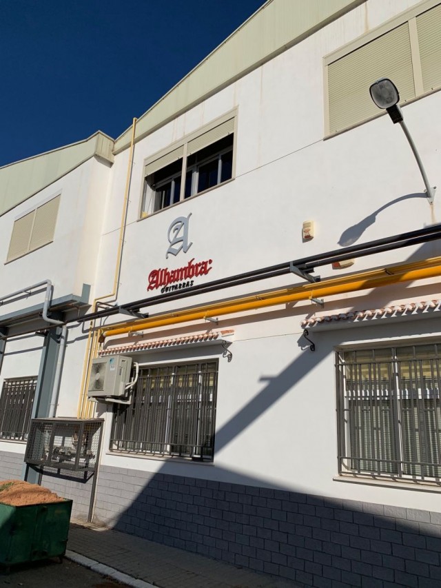ID12 Industria fabricante de guitarras en Muro de Alcoy